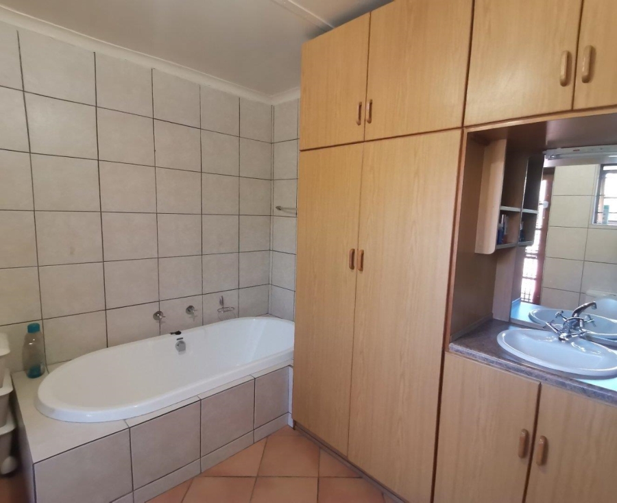 3 Bedroom Property for Sale in Senekal Free State